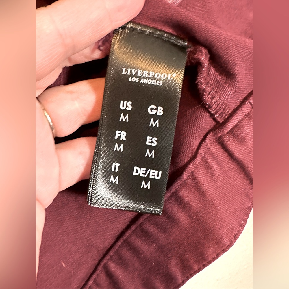 Liverpool Los Angeles Burgundy Blush Denim Jacket Size M Button-Up Pockets NWOT - Picture 9 of 15